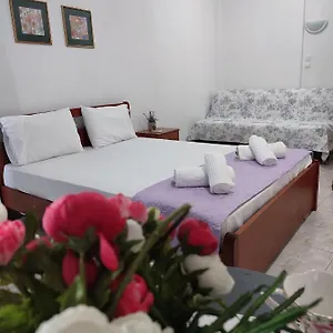 rezervați aici
