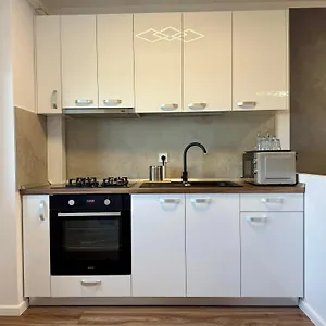 Shiro Apartament